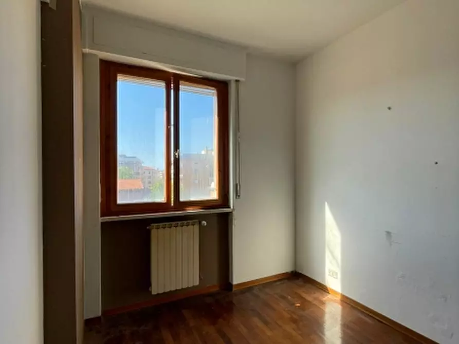 Immagine 24 di Appartamento in vendita  a Livorno