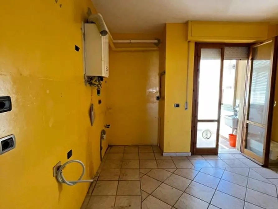 Immagine 7 di Appartamento in vendita  a Livorno