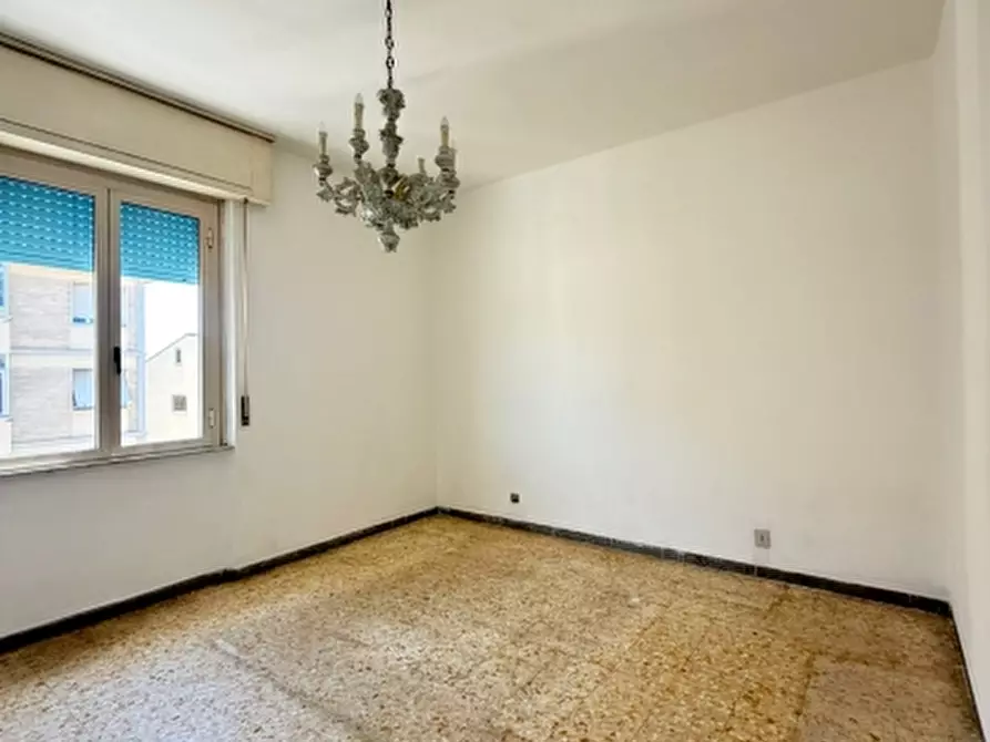 Immagine 12 di Appartamento in vendita  a Livorno