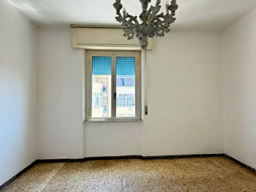 Immagine 18 di Appartamento in vendita  a Livorno