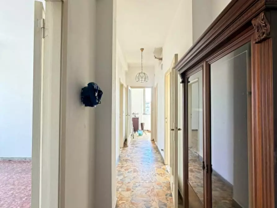 Immagine 20 di Appartamento in vendita  a Livorno
