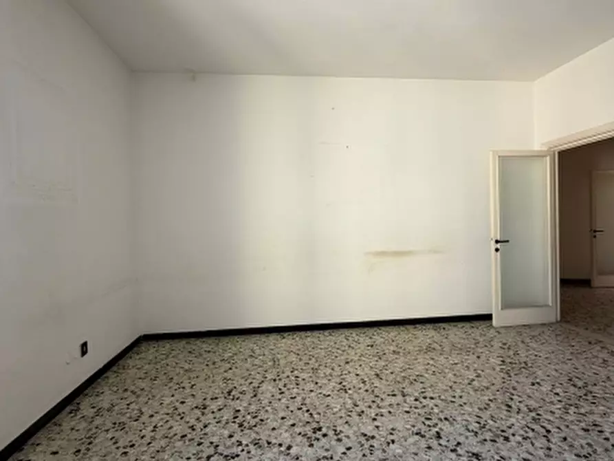 Immagine 12 di Appartamento in vendita  in Scali del Pesce 15 a Livorno