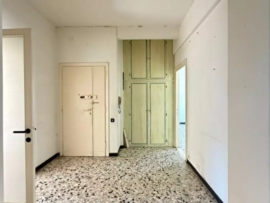 Immagine 14 di Appartamento in vendita  in Scali del Pesce 15 a Livorno