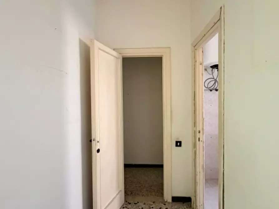 Immagine 29 di Appartamento in vendita  in Scali del Pesce 15 a Livorno