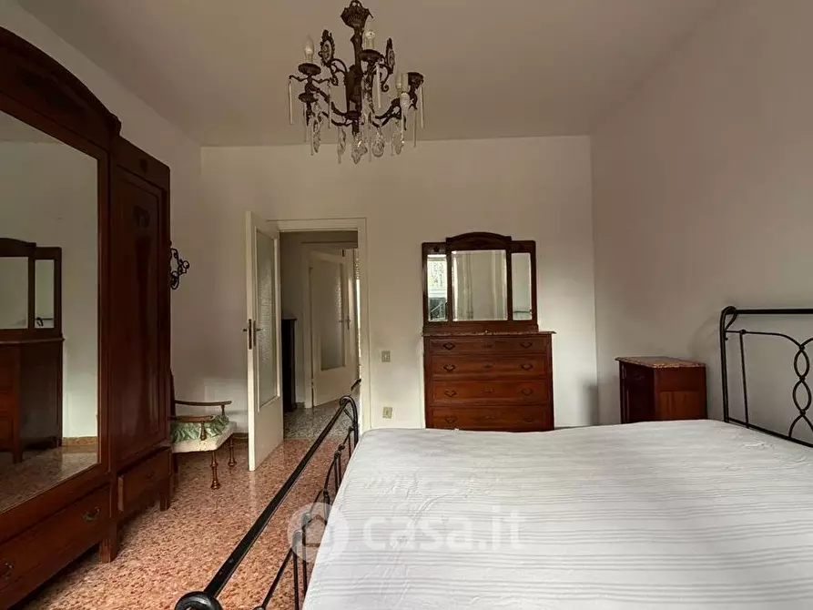 Immagine 11 di Appartamento in vendita  in Via Caduti del Lavoro a Livorno
