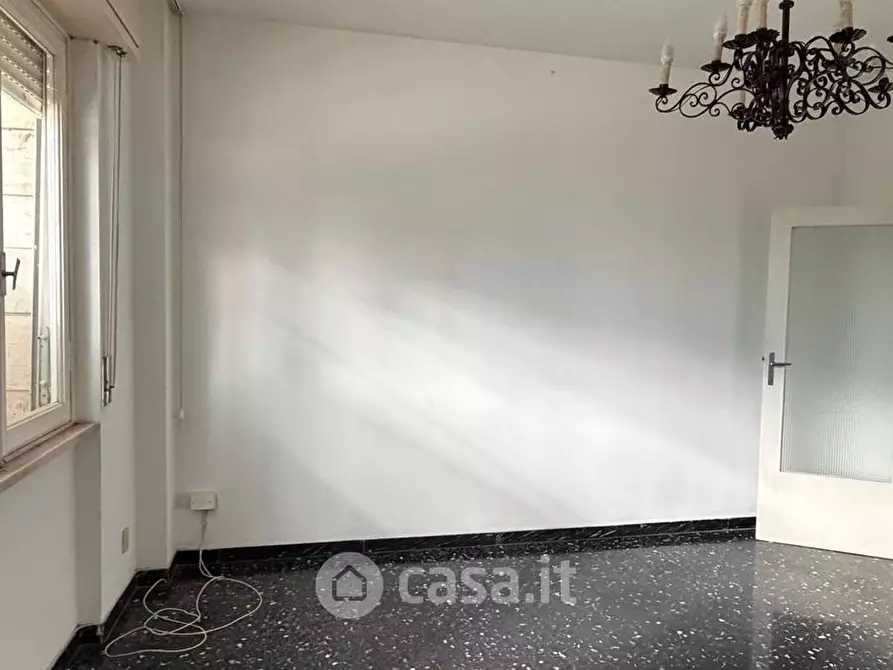 Immagine 22 di Appartamento in vendita  in Via Caduti del Lavoro a Livorno