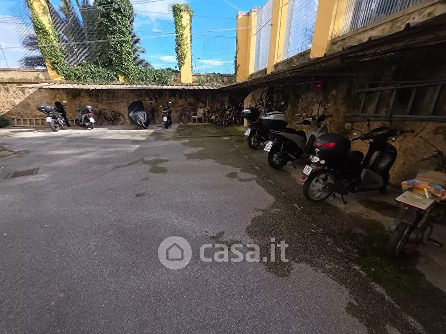 Immagine 20 di Appartamento in vendita  in Via Provinciale Pisana 290 a Livorno