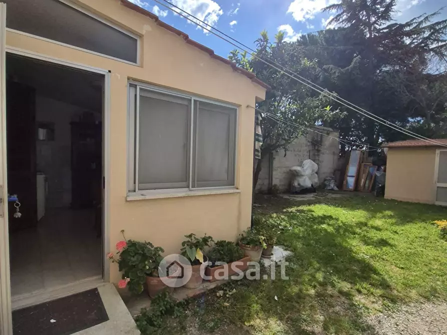 Immagine 11 di Appartamento in vendita  in Via di Salviano 503 a Livorno