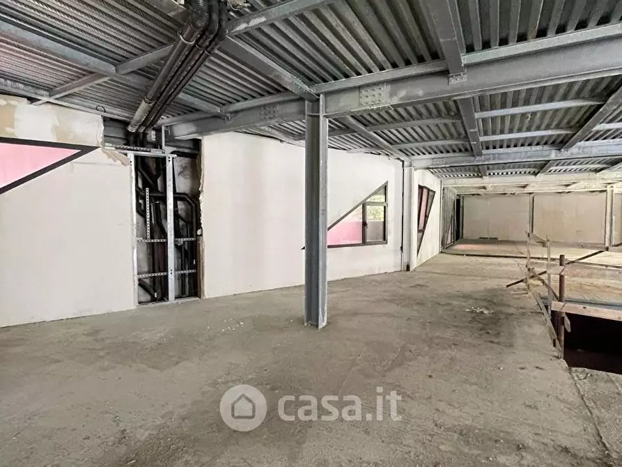 Immagine 5 di Ufficio in vendita  in Via Roma 25 a Livorno