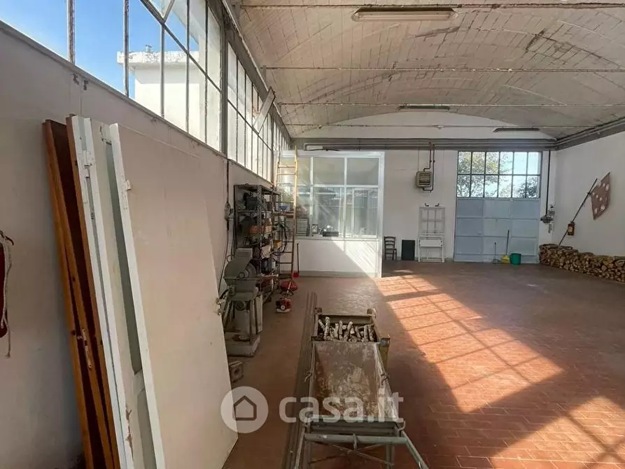 Immagine 15 di Capannone industriale in vendita  in Via Niccolò Paganini a Livorno