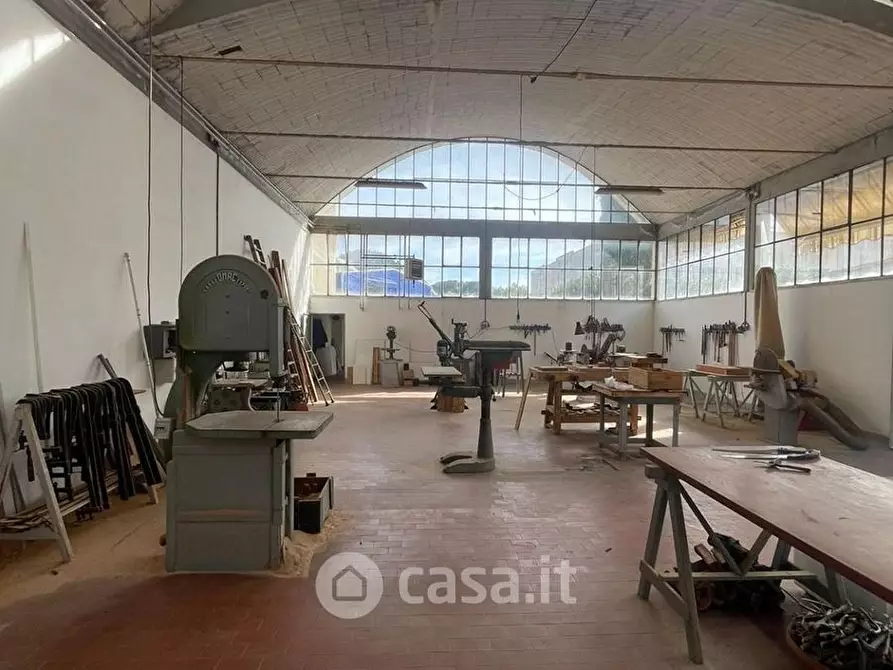 Immagine 8 di Capannone industriale in vendita  in Via Niccolò Paganini a Livorno
