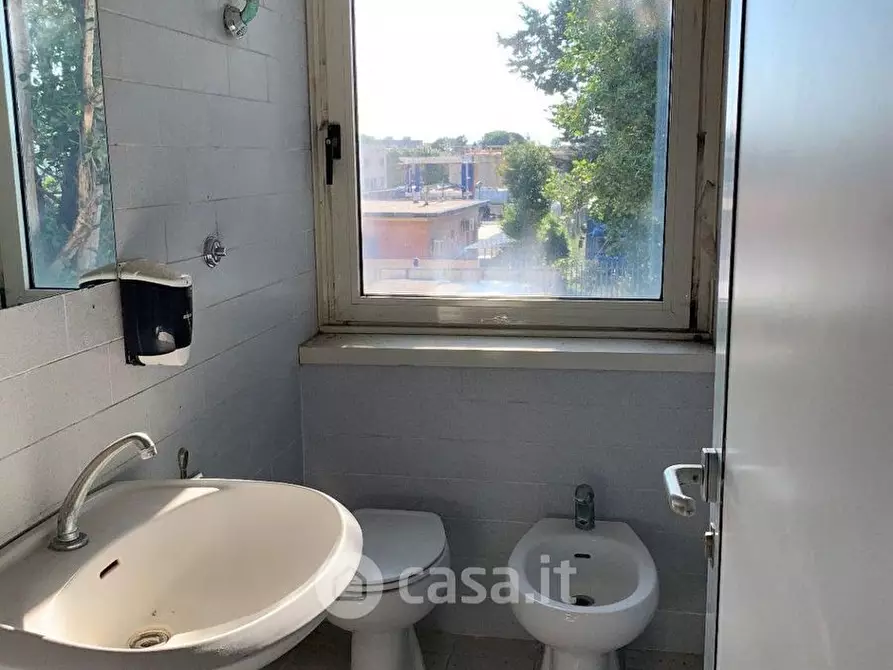 Immagine 4 di Capannone industriale in vendita  in Via degli Arrotini a Livorno