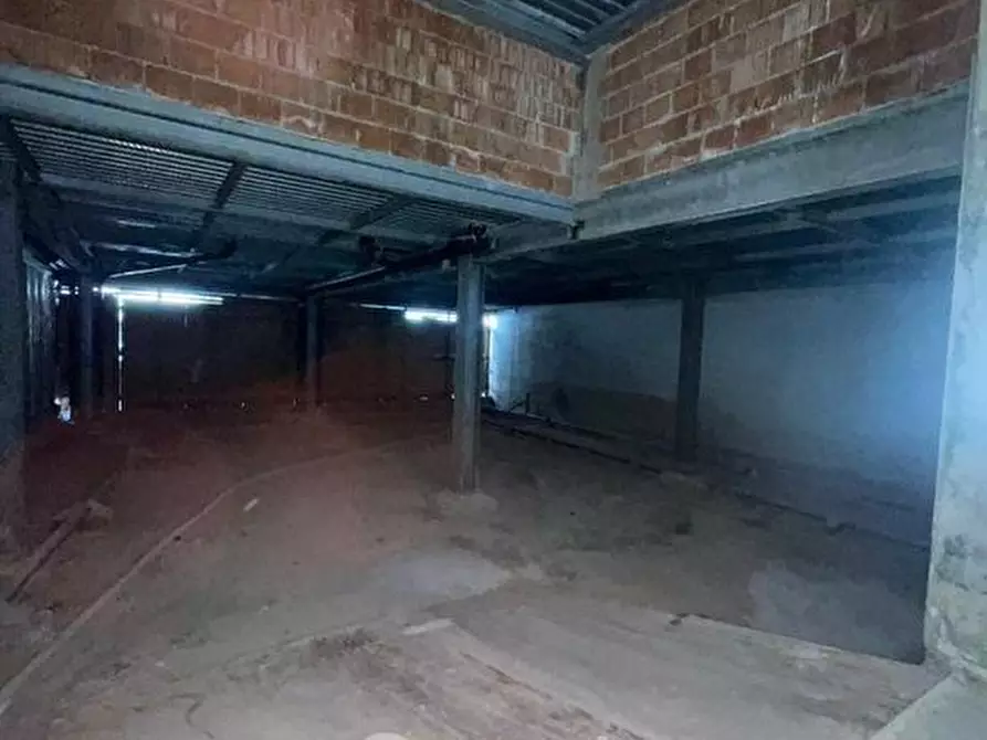 Immagine 9 di Attività commerciale in vendita  in Via Roma 11 a Livorno