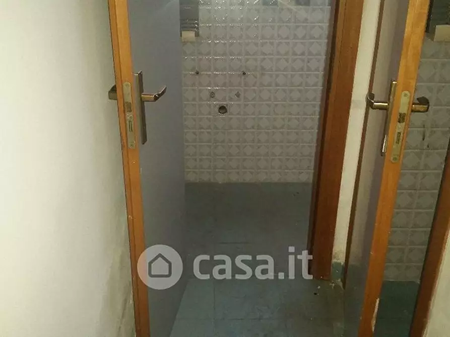 Immagine 18 di Ufficio in vendita  a Livorno