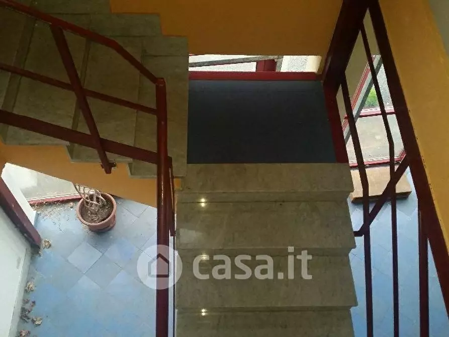 Immagine 6 di Ufficio in vendita  a Livorno