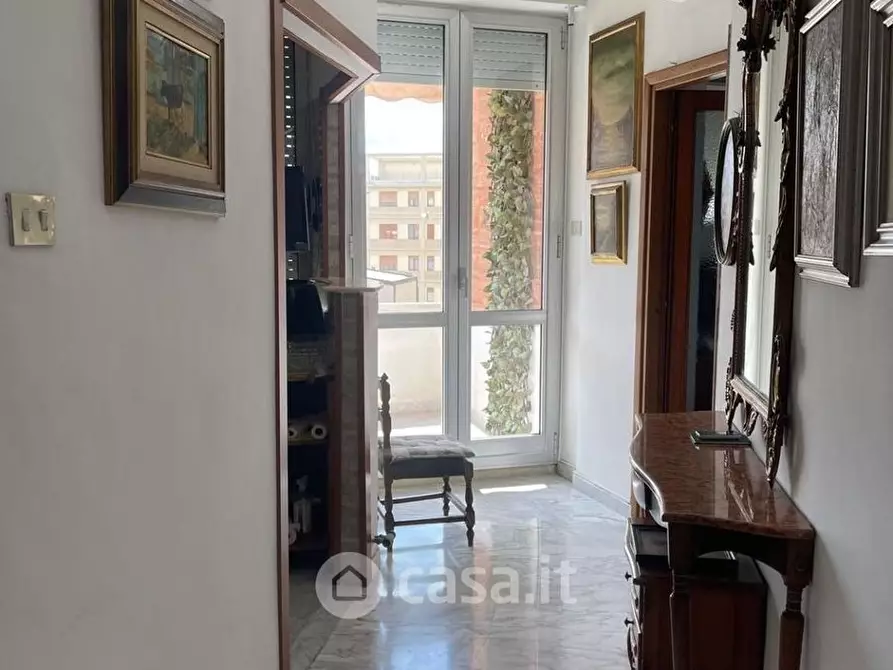 Immagine 16 di Appartamento in vendita  in Piazza Attias a Livorno