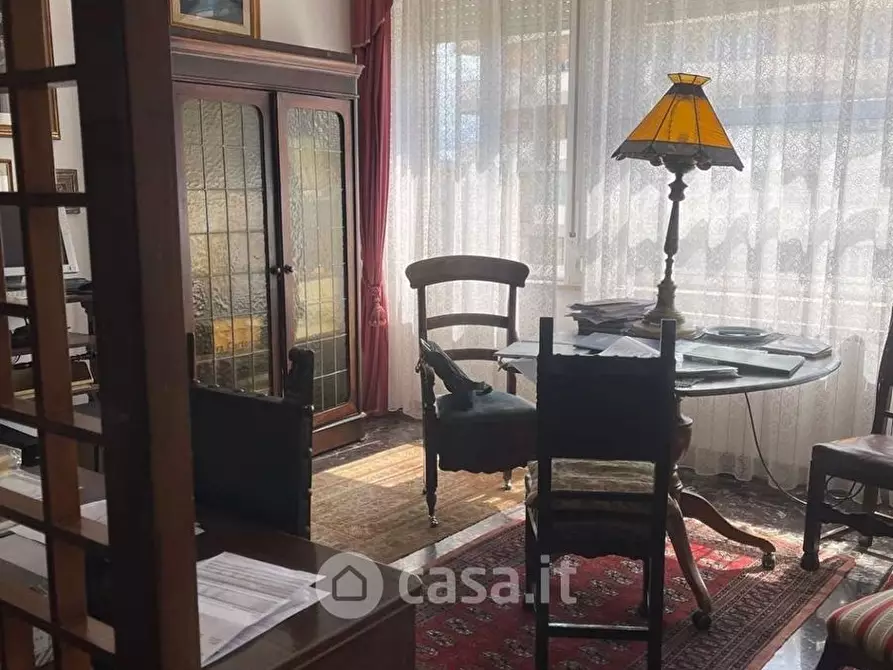 Immagine 2 di Appartamento in vendita  in Piazza Attias a Livorno