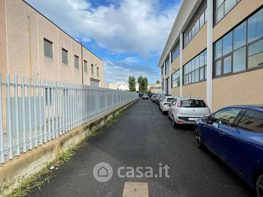 Immagine 8 di Capannone industriale in vendita  in Via Dell'Artigianato a Collesalvetti