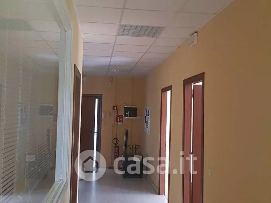 Immagine 12 di Ufficio in affitto  in Via Dell'Artigianato a Collesalvetti