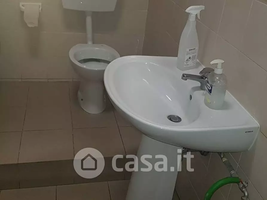 Immagine 9 di Ufficio in affitto  in Via Dell'Artigianato a Collesalvetti