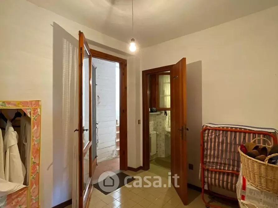 Immagine 33 di Villa in vendita  in Via del Glicine a Livorno