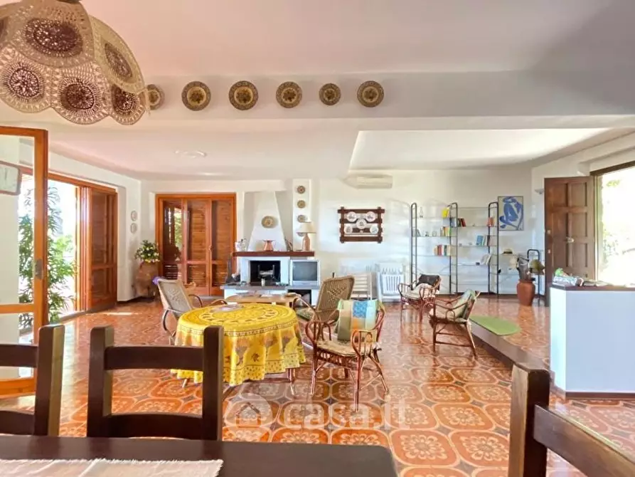 Immagine 4 di Villa in vendita  in Via del Glicine a Livorno