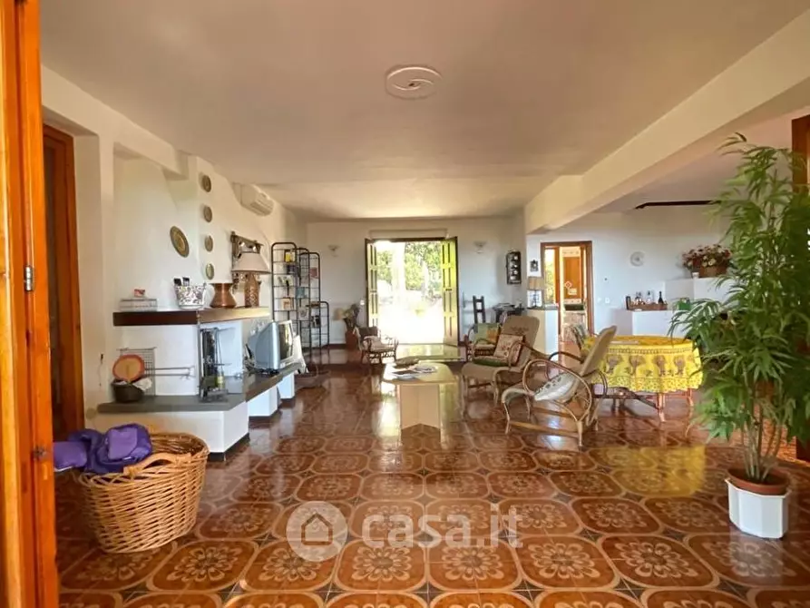 Immagine 5 di Villa in vendita  in Via del Glicine a Livorno