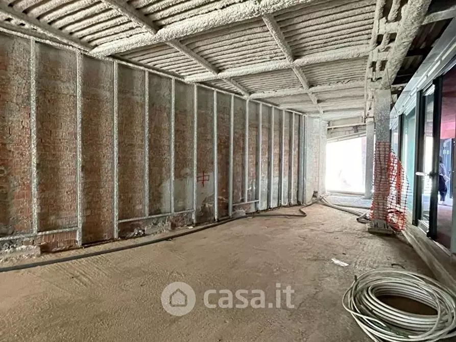 Immagine 5 di Cantina in affitto  in Via Roma 3 b a Livorno