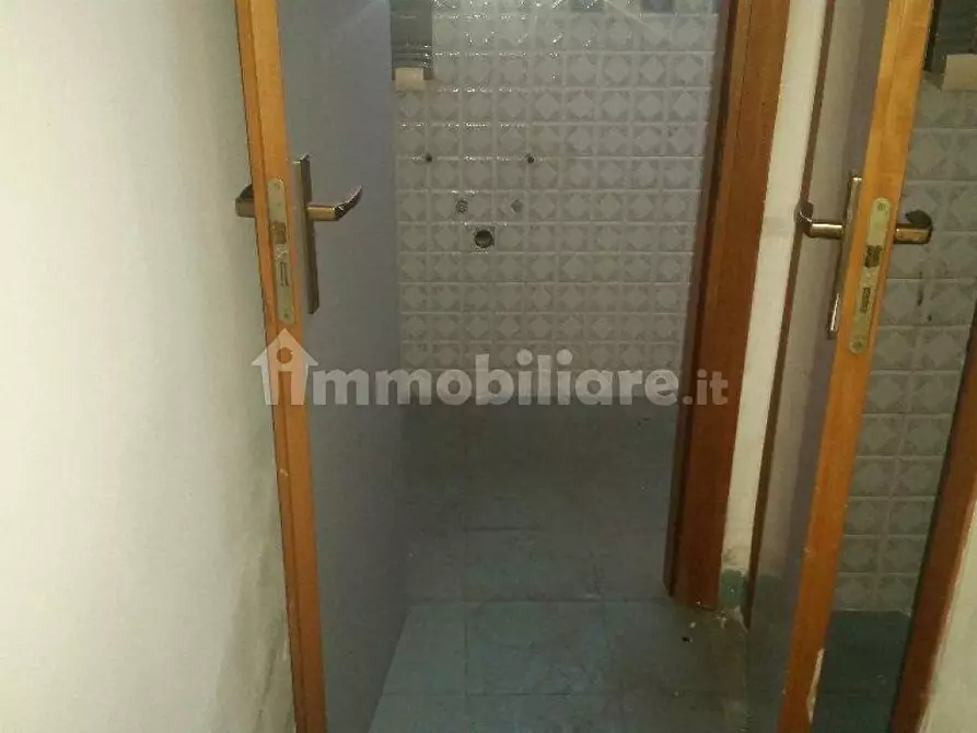 Immagine 18 di Ufficio in vendita  in Via Guido Donegani a Livorno