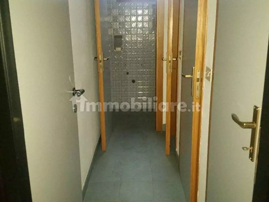 Immagine 19 di Ufficio in vendita  in Via Guido Donegani a Livorno