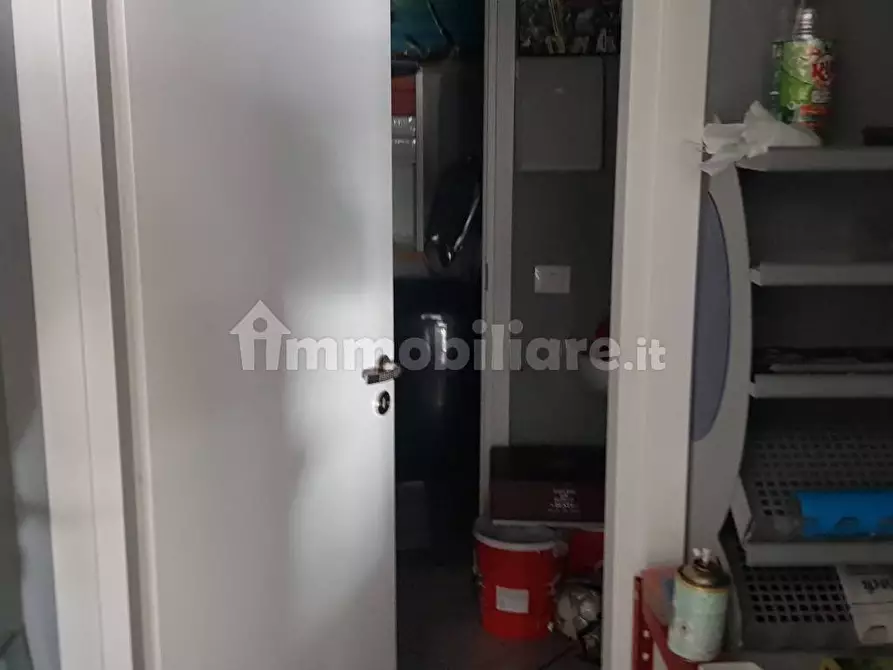 Immagine 13 di Negozio in vendita  in Via San Marco 13 a Livorno