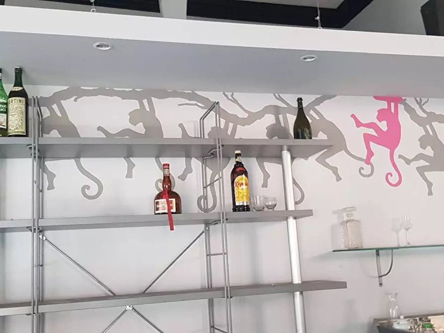 Immagine 9 di Negozio in vendita  in Via San Marco 13 a Livorno