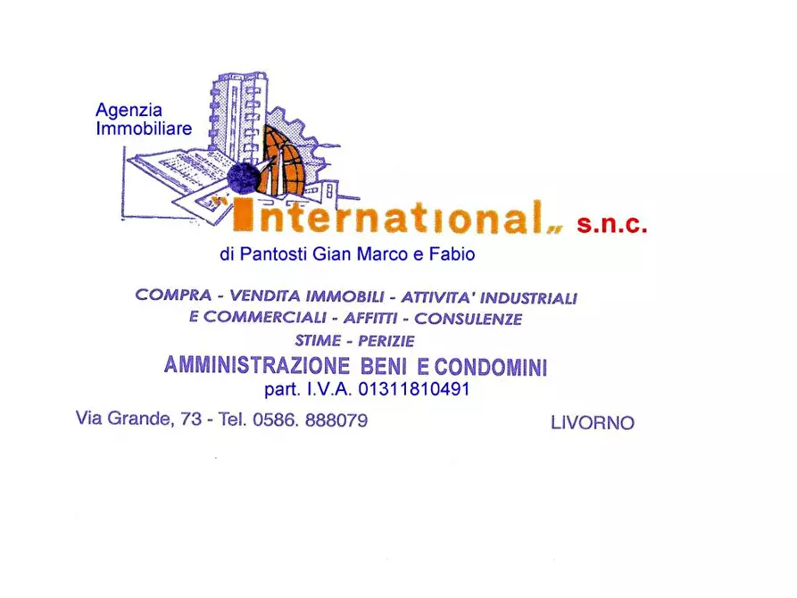 Immagine 2 di Negozio in vendita  in Via Grande 73 a Livorno