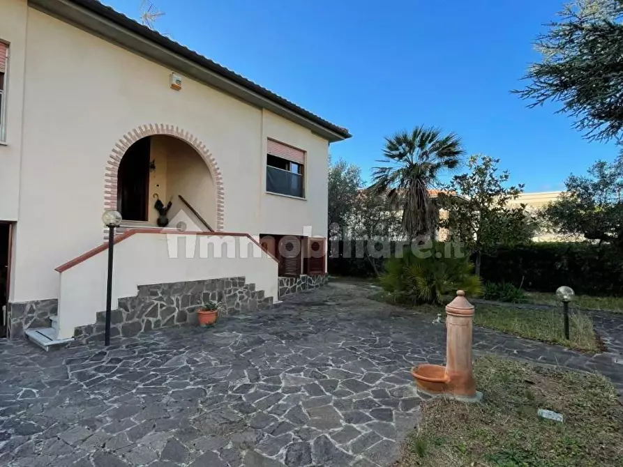 Immagine 9 di Villa in vendita  in Via Piero Aloisi a Livorno