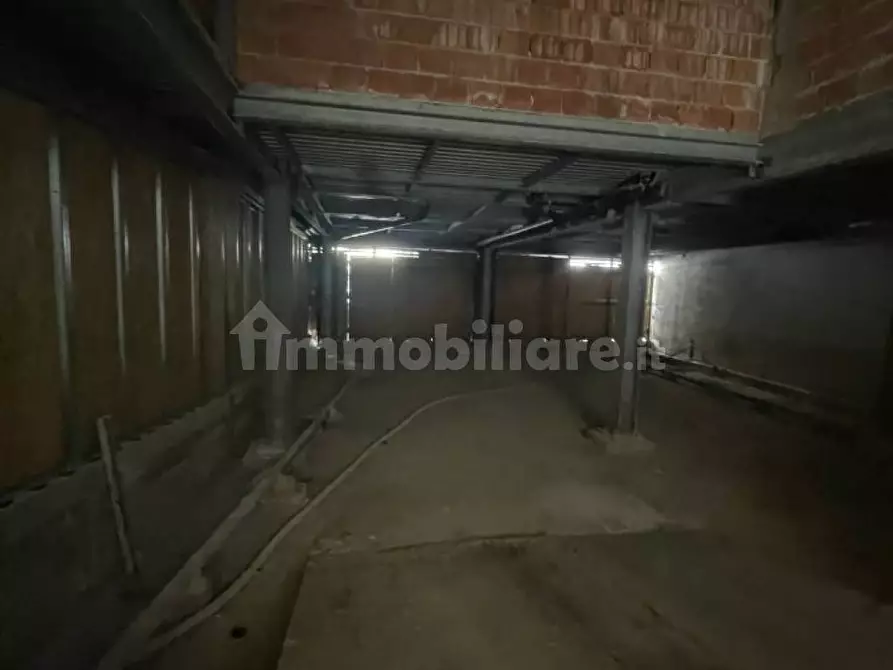 Immagine 7 di Negozio in vendita  in Via Roma 11 a Livorno