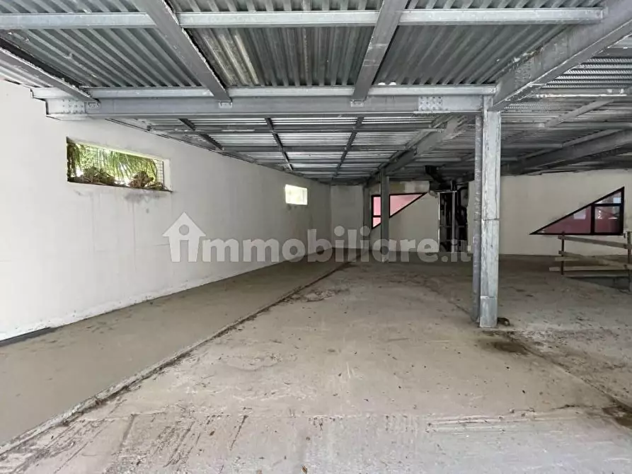 Immagine 4 di Ufficio in vendita  in Via Roma 25 a Livorno