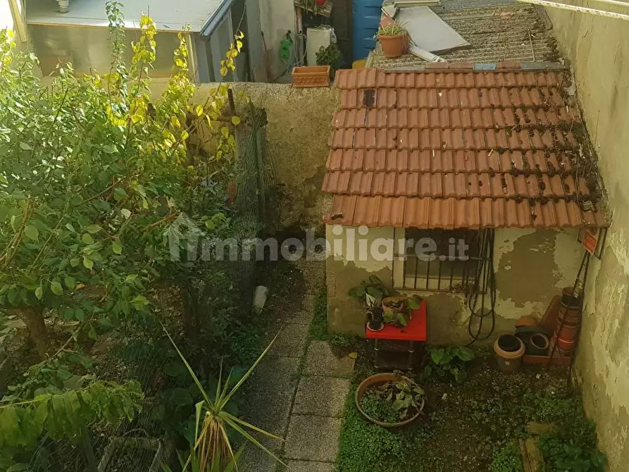 Immagine 14 di Appartamento in vendita  in Via Giuseppe Garibaldi 142 a Livorno