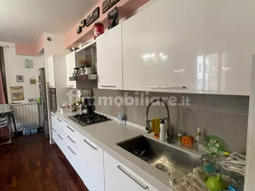 Immagine 3 di Appartamento in vendita  a Livorno