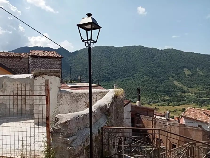 Immagine 2 di Terreno industriale in vendita  a Letino
