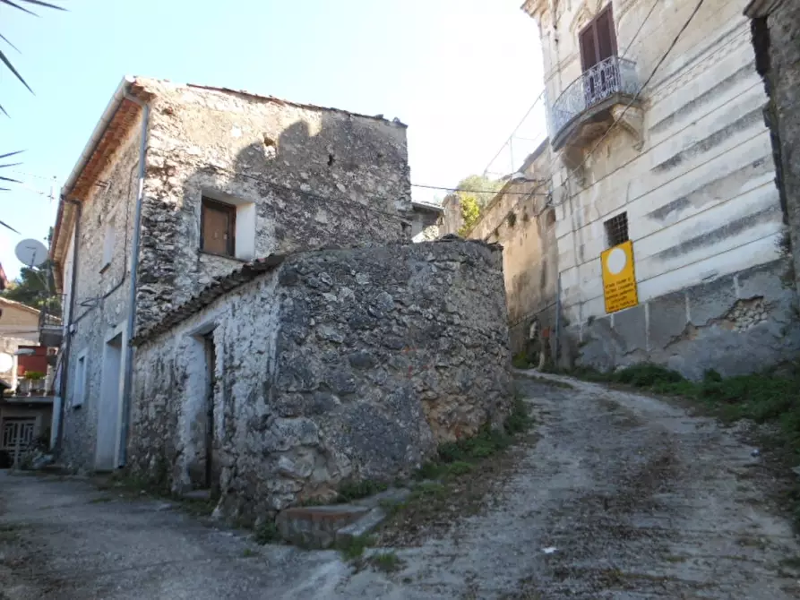 Immagine 11 di Appartamento in vendita  a Vairano Patenora