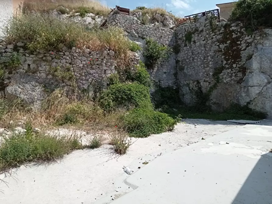 Immagine 11 di Terreno industriale in vendita  a Letino