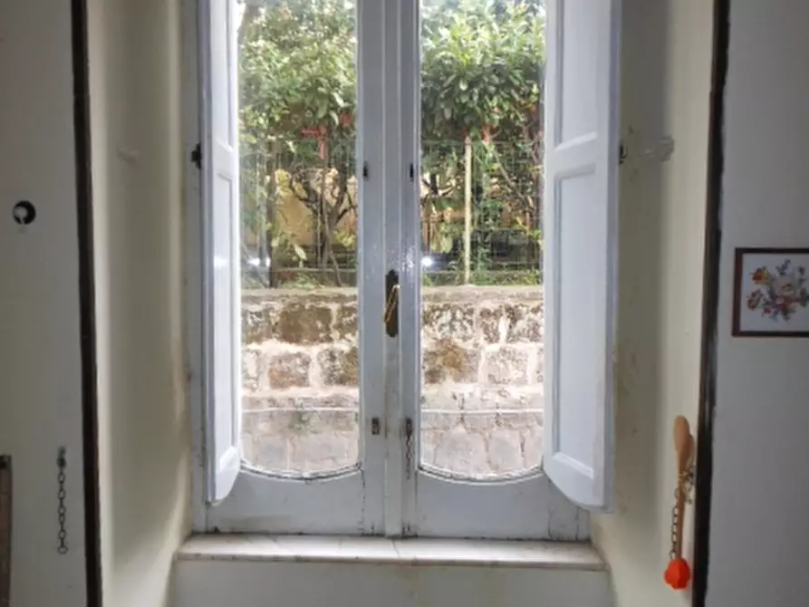 Immagine 11 di Appartamento in vendita  a Teano