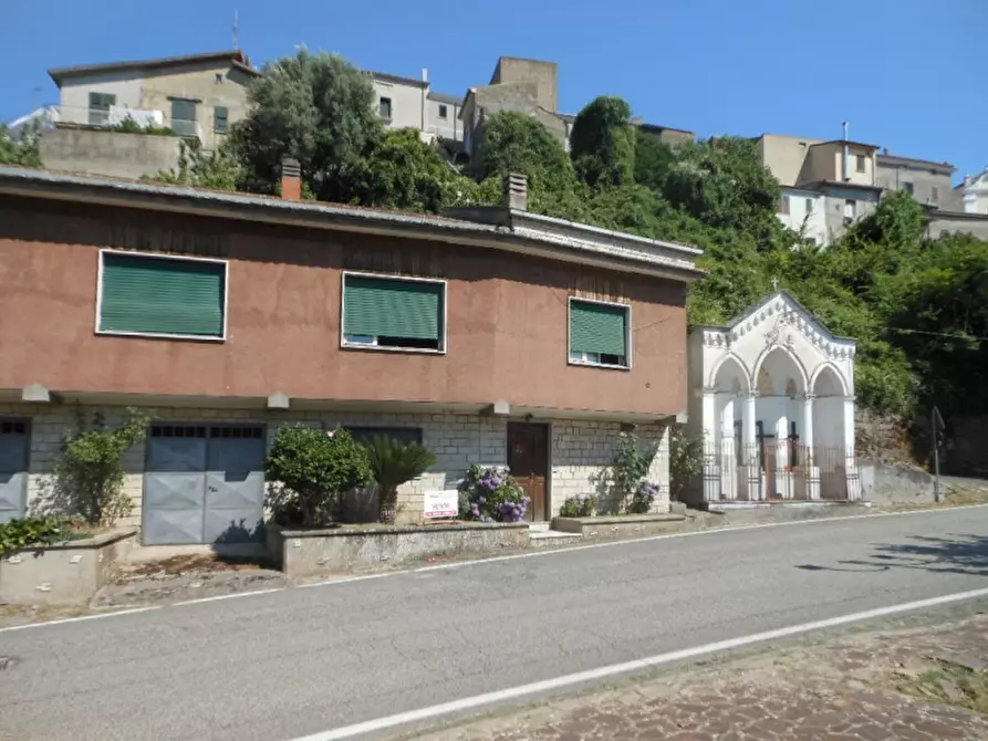 Immagine 1 di Casa indipendente in vendita  in VIA TORA a Tora E Piccilli