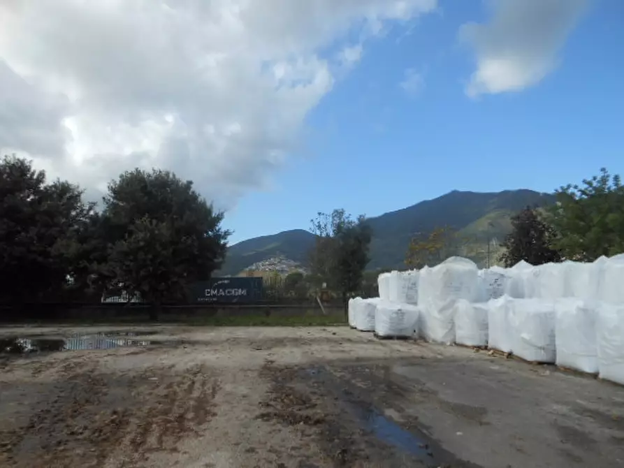 Immagine 4 di Capannone industriale in vendita  in S.S.85 VENAFRANA a Presenzano