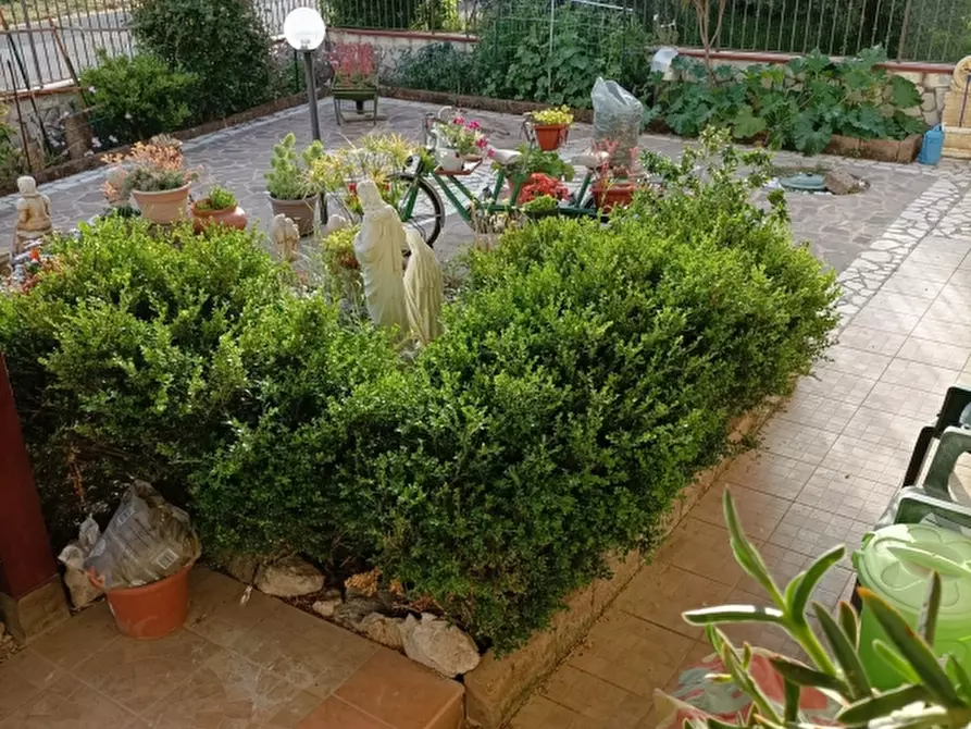 Immagine 3 di Villa in vendita  a Presenzano