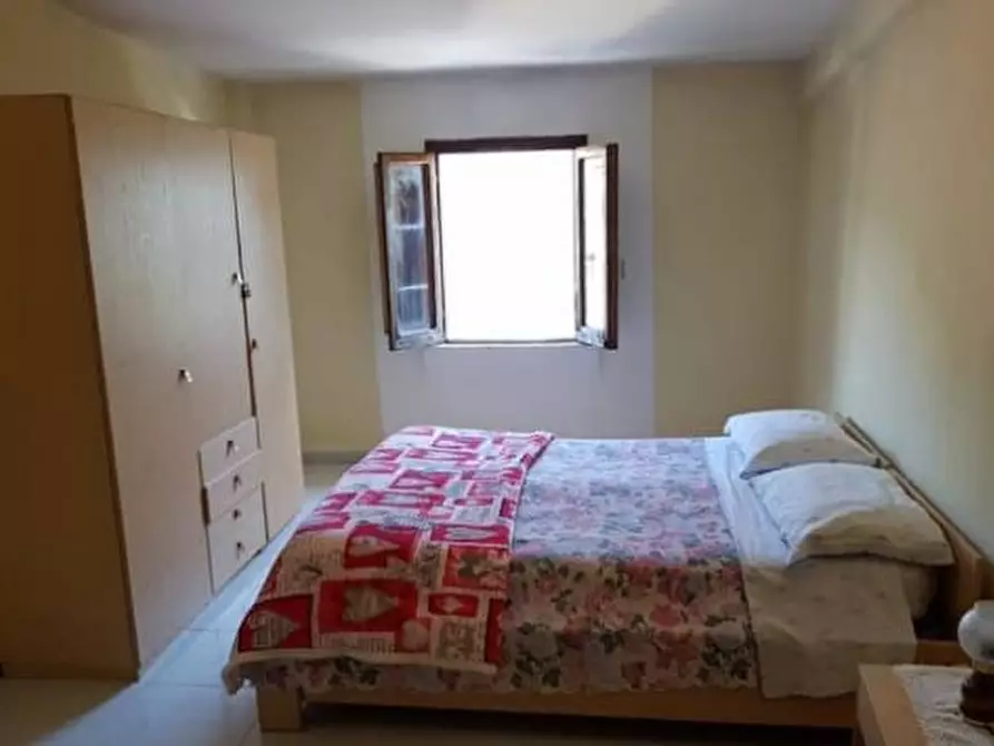 Immagine 11 di Porzione di casa in vendita  a Letino