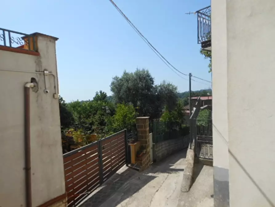 Immagine 20 di Casa indipendente in vendita  a Marzano Appio