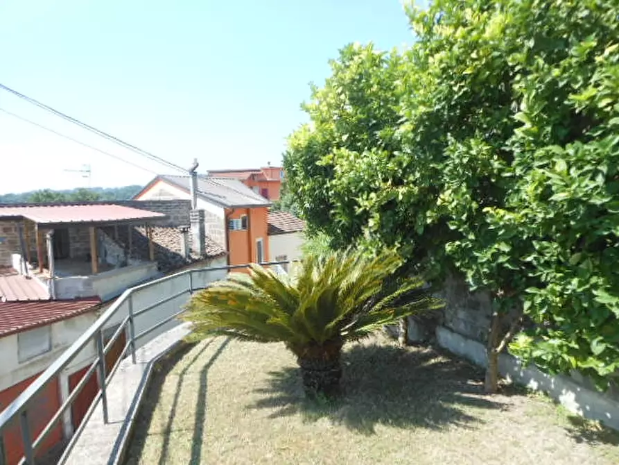 Immagine 26 di Casa indipendente in vendita  a Marzano Appio