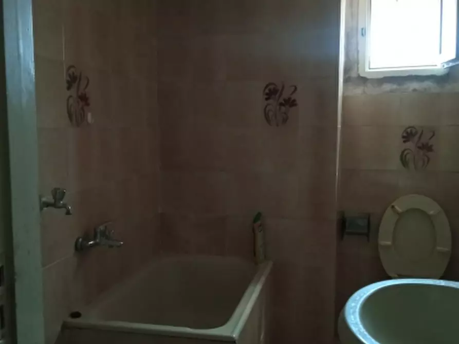 Immagine 9 di Appartamento in vendita  a Teano