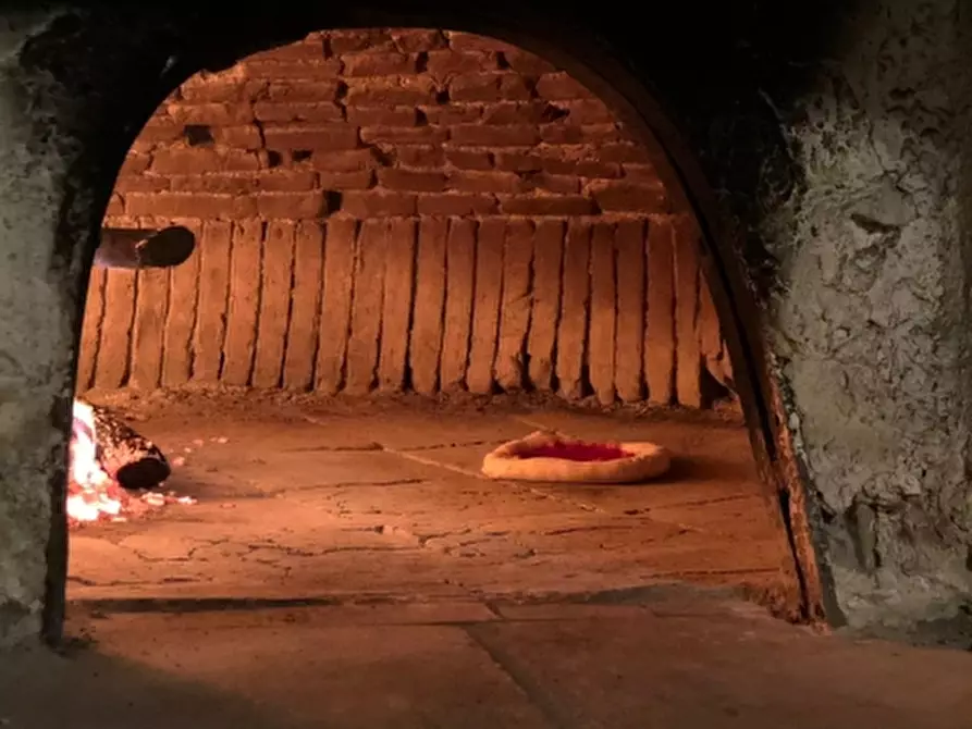 Immagine 4 di Porzione di casa in vendita  a Pietravairano